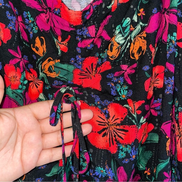 🌺🌻🌺NWT AVA & VIV Floral Cinched Tank top plus size 2X - Picture 5 of 10